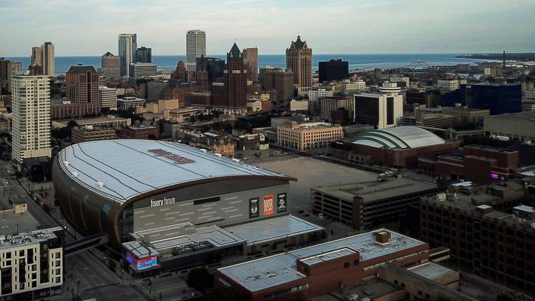 Milwaukee Bucks - Fiserv Forum, Kapazität: 17.341