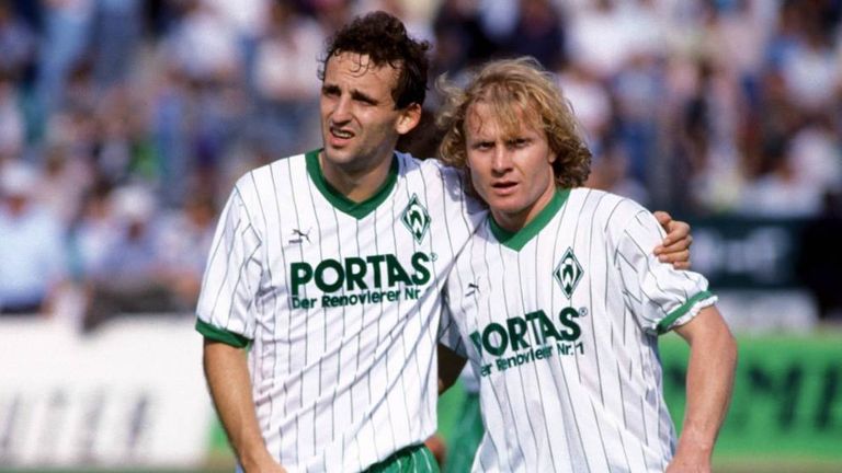 FRANK ORDENEWITZ (l.): Spielte 1995 beim HSV und bei Werder von 1981 bis 1989