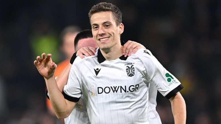 Giannis Konstantelias ist offiziell neuer Spieler vom BVB.