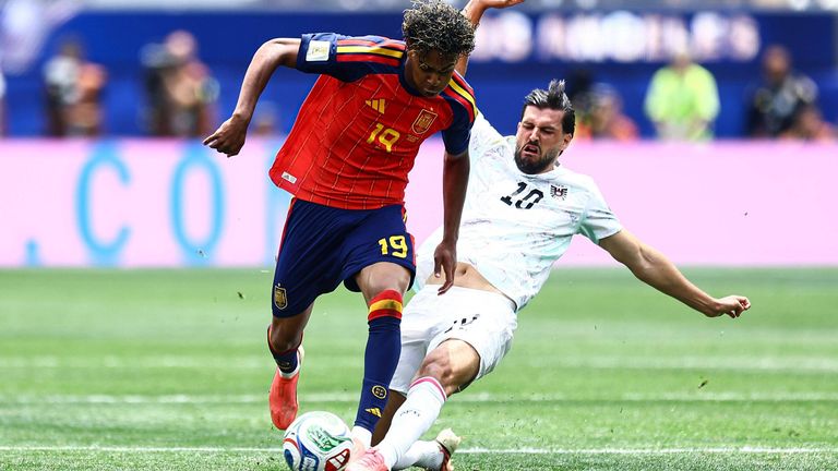 Florian Grillitsch traf bei der zurückliegenden WM im Sechzehntelfinale auf Lamine Yamals Spanier. 