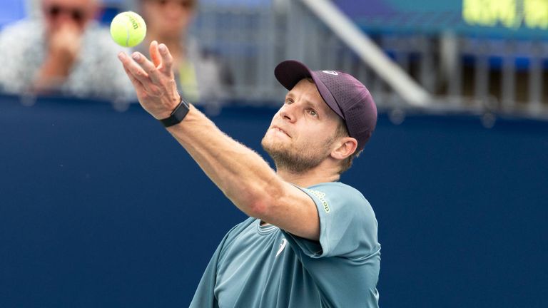Yannick Hanfmann muss sich in der dritten Runde in Montreal Nuno Borges geschlagen geben. 