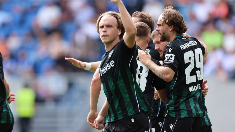 Gindorf bleibt vom Punkt eiskalt und sichert Hannover 96 beim SV Darmstadt 98 den ersten Saisonsieg. 