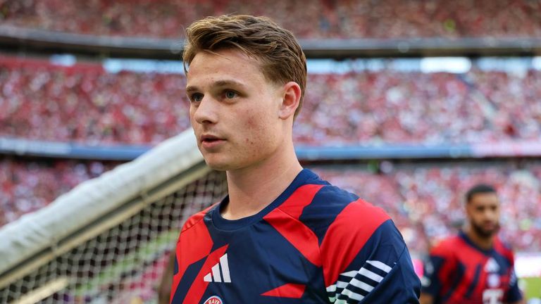 Jonas Urbig gilt als Nachfolger von Manuel Neuer.