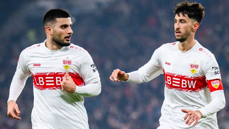 Atakan Karazor (r.) wird seine Kapitänsbinde an Deniz Undav (l.) abgeben.