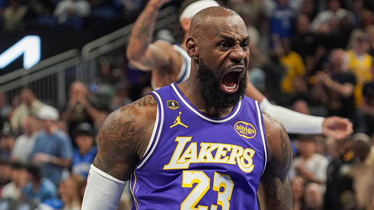 LeBron James wechselte in diesem Sommer von den Los Angeles Lakers zu den Philadelphia 76ers.
