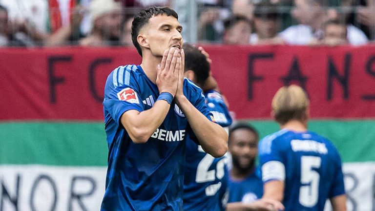 Dejan Ljubicic und der FC Schalke 04 sind mit einer Niederlage in die neue Bundesliga-Saison gestartet.