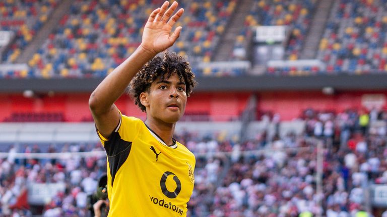 BVB-Talent Mathis Albert macht auf sich aufmerksam.