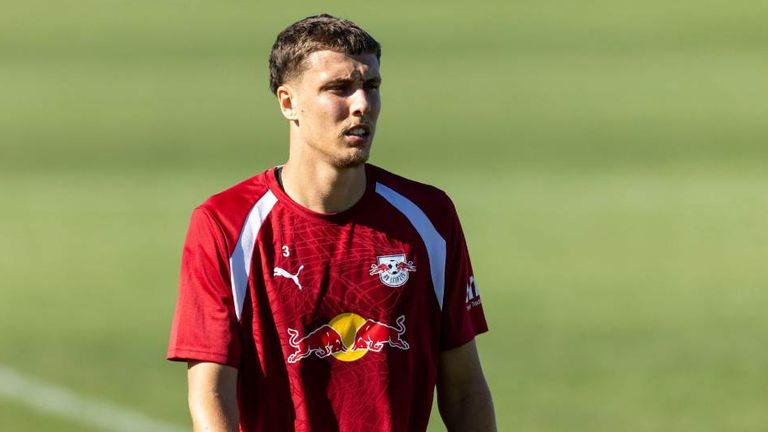 MAXIME ESTEVE: