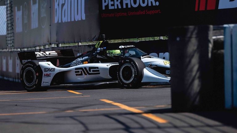 Mick Schumacher kracht in Kanada in die Mauer.