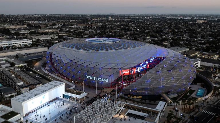 LA Clippers - Intuit Dome, Kapazität: 18.000