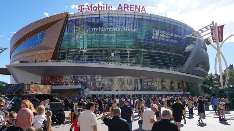 Vegas Golden Knights - T-Mobile Arena, Kapazität: 17.368