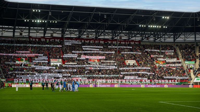 Deutschlandweit werden in der 1. DFB-Pokal-Runde Fan-Proteste gegen den VAR erwartet. 