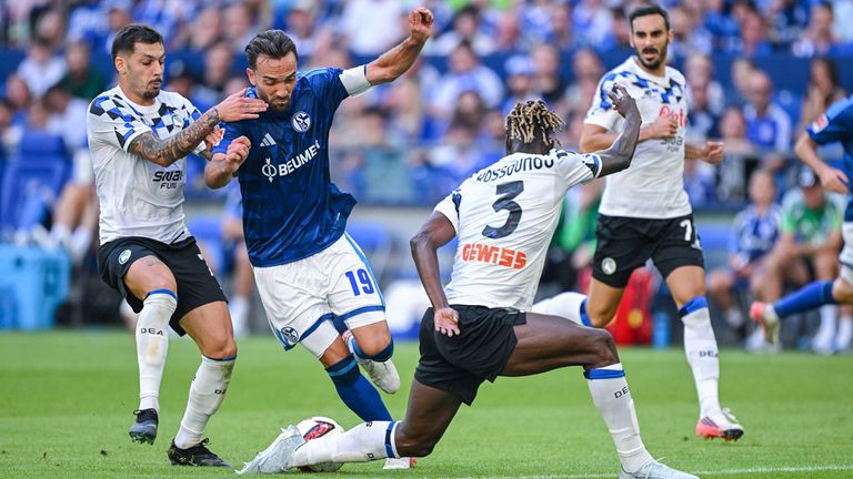 Kapitän Kenan Karaman und Schalke 04 verlieren das Testspiel gegen Serie-A-Klub Atalanta Bergamo mit 0:3.