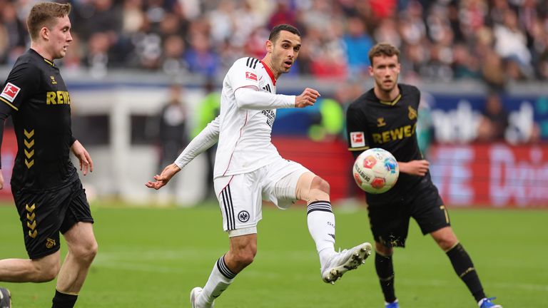 Elyes Skhiri (m.) kehrt zum 1. FC Köln zurück.
