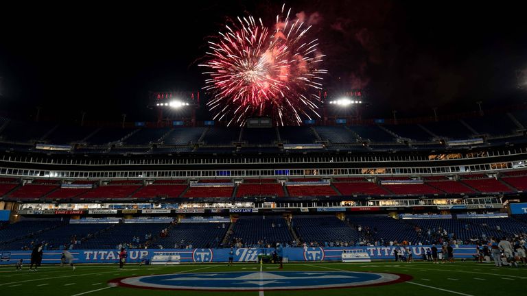 Tennessee Titans – Nissan Stadium, Kapazität: 69.143