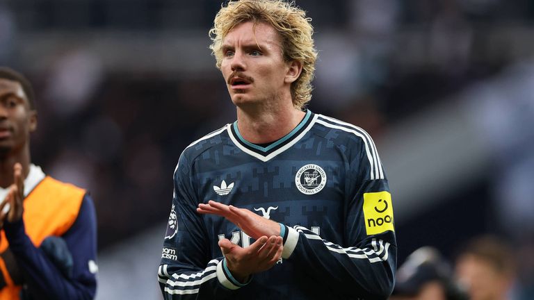 Zieht es Nick Woltemade in die Serie A?