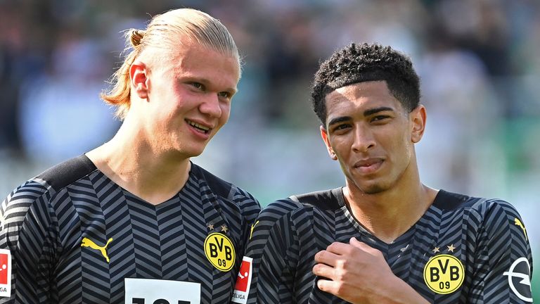 Erling HAALAND (DO), Jude BELLINGHAM (Borussia Dortmund), action. Football 1st Bundesliga season 2021/2022, 33rd matchday, matchday33