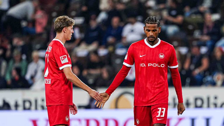 Enttäuschung bei Wolfsburg nach der knappen 1:0-Niederlage gegen St. Pauli. Am Freitag, den 18. September geht es für die Wölfe 