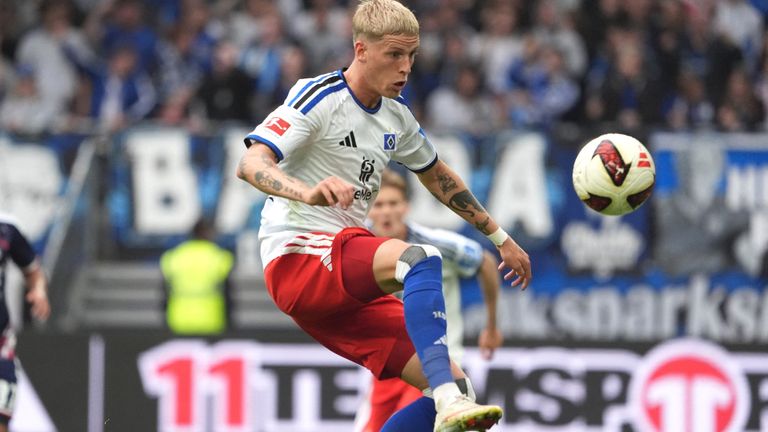 Albert Grönbaek fehlt dem Hamburger SV wochenlang.