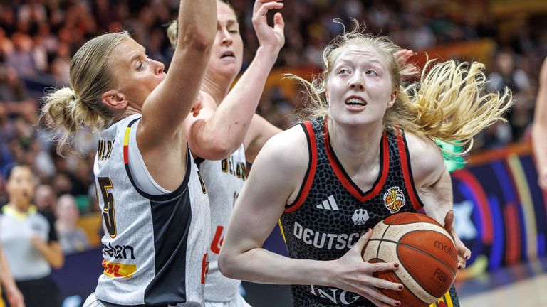Die DBB-Frauen haben sensationell das Halbfinale bei der Heim-WM erreicht. 