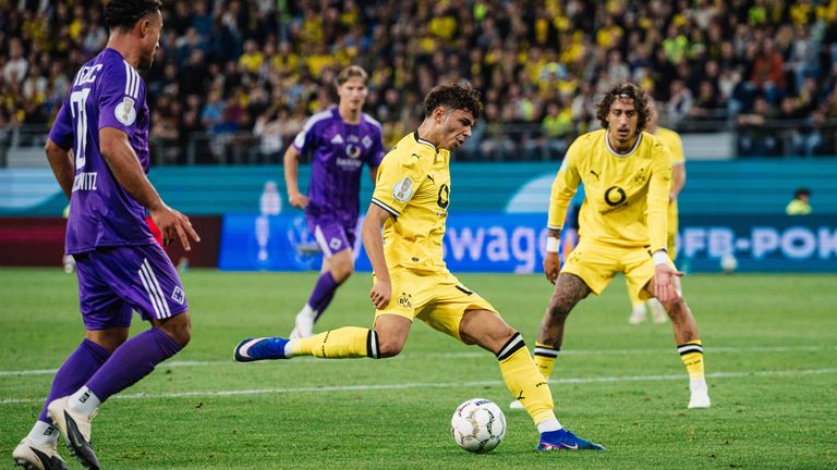 Der BVB zieht souverän in die nächste Pokalrunde ein.