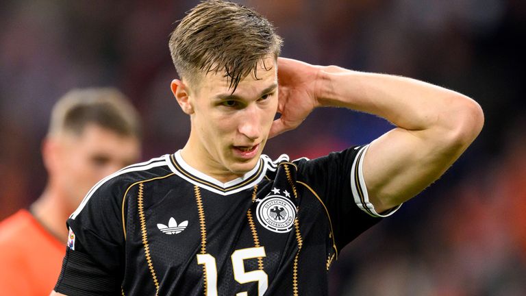 Bundestrainer Jürgen Klopp streicht BVB-Star Nico Schlotterbeck (im Bild) aus dem DFB-Kader für das Spiel gegen Griechenland. 