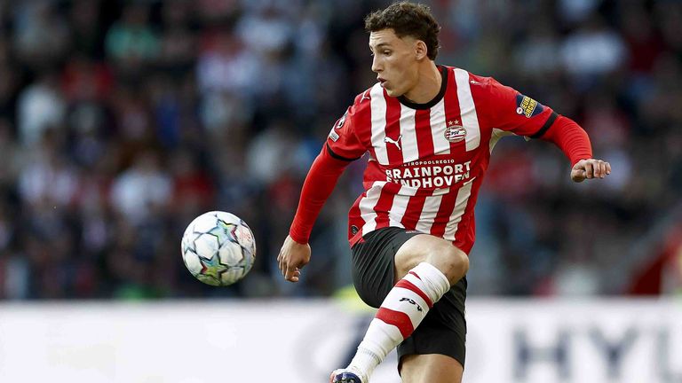 Ruben van Bommel, Sohn des früheren Bayern-Profis Mark van Bommel, steht erstmals im Aufgebot der Oranje. 