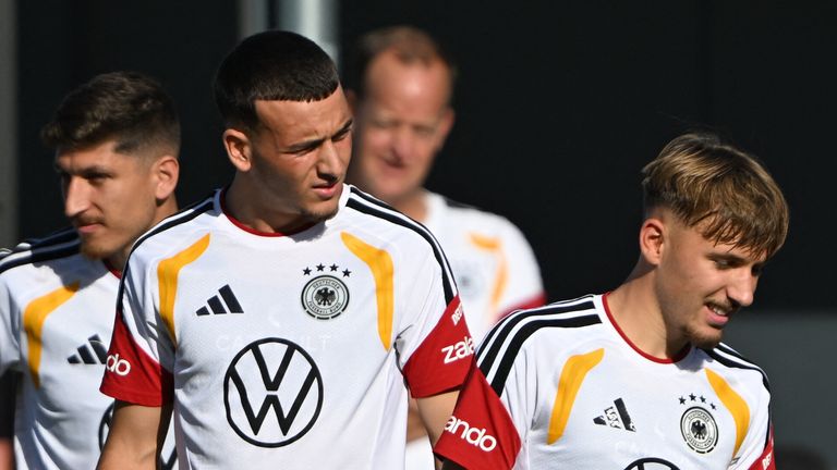 Said El Mala (l.) und Lennart Karl (r.) sind die großen Hoffnungsträger im DFB-Team.