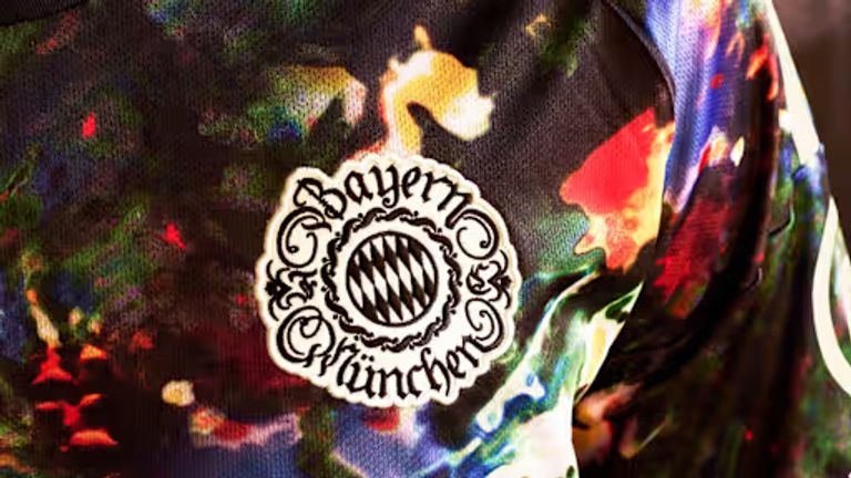 Das neue Wiesn-Trikot des FC Bayern sorgt mit seinem auffälligen Design für Diskussionen unter den Fans. (Quelle: fcbayern.com)