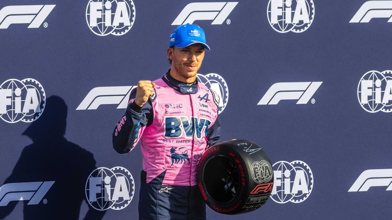 Sensation beim Italien GP: Pierre Gasly (Alpine) holt überraschend die Pole Position in Monza. Kann er die Führung behaupten? Live auf Sky S