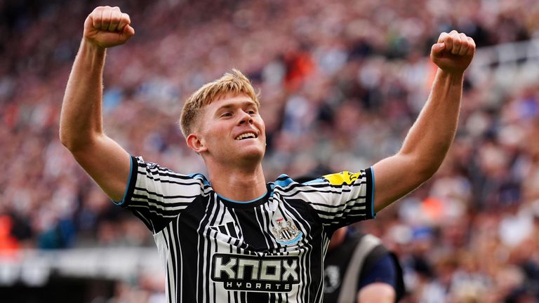 Lewis Hall trifft beim jüngsten Sieg gegen Aufsteiger Hull City. Heute gastieren die Magpies bei Coventry City.