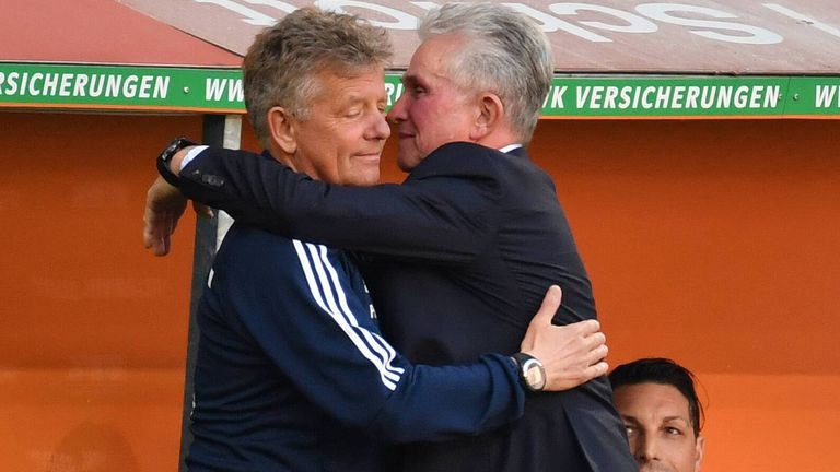 Jupp Heynckes zeigt sich in tiefer Trauer nach dem Tod seines langjährigen Co-Trainers und Freundes Peter Hermann. 