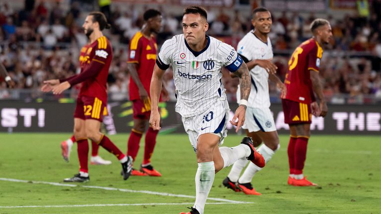 Lautaro Martinez erzielt gegen die Roma einen Doppelpack. 