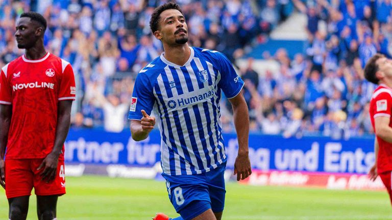 Immanuel Iyoha trifft gegen Kaiserslautern gleich doppelt.