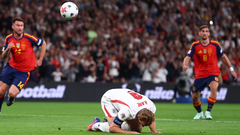 Harry Kane verschoss seinen Elfmeter gegen Spanien, nachdem er zuvor mit dem Standbein verrutscht war.