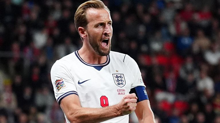 Harry Kane trifft beim Sieg Englands in Tschechien. 