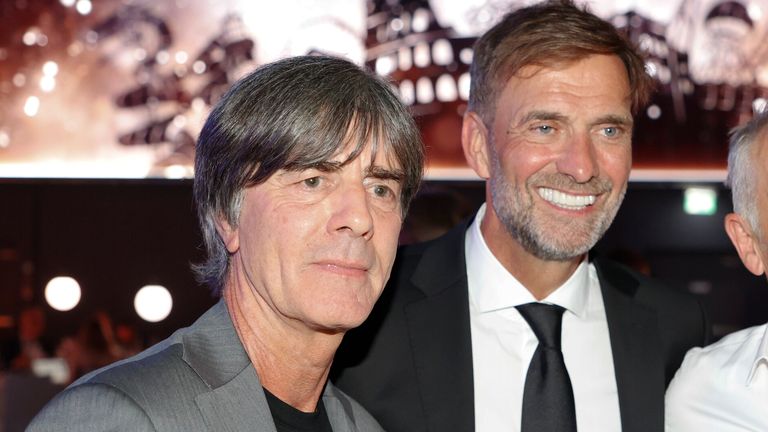 Ex-Bundestrainer Joachim Löw hat eine Warnung an Jürgen Klopp ausgesprochen. 