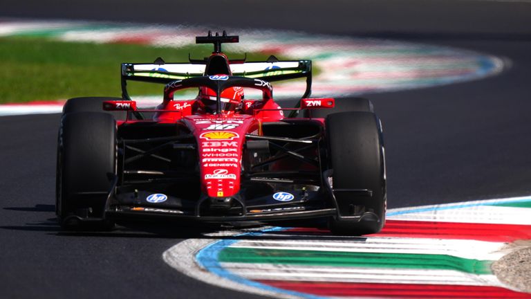 Charles Leclerc beendet das 1. freie Training beim Ferrari-Heimrennen in Monza auf dem ersten Platz.