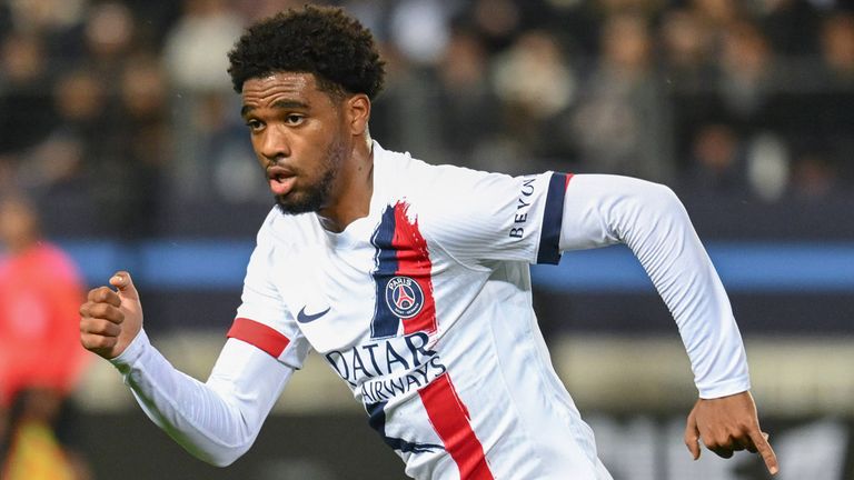 IBRAHIM MBAYE wechselt für 55 Mio. € von Paris St. Germain zu Aston Villa
