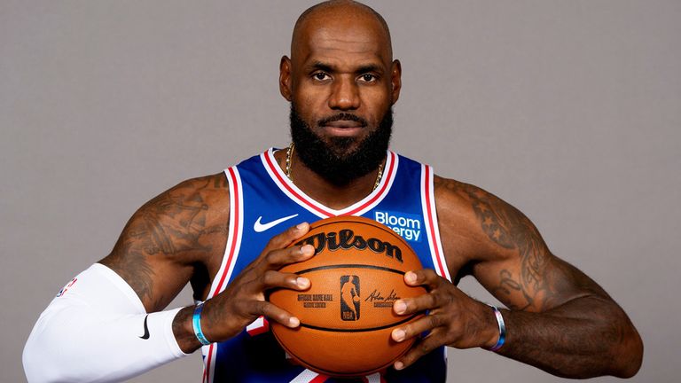 NBA-Superstar LeBron James spielt in der neuen Saison für die Philadelphia 76ers.