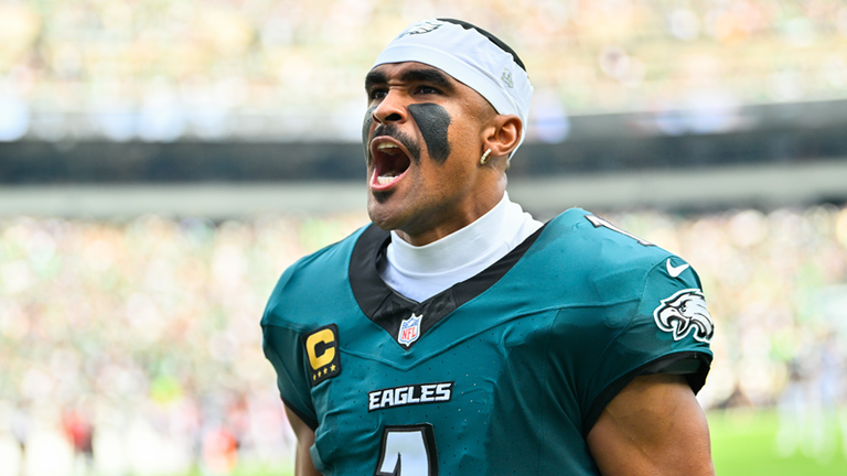 Jalen Hurts und die Eagles treffen am Sonntag auf die Titans. ab 19:00 Uhr live auf Sky Sport 01. 