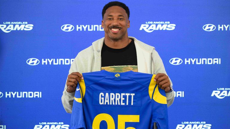 Neues Team, gleiche Nummer: Nach seinem Wechsel zu den Los Angeles Rams läuft Myles Garrett weiter mit der 95 auf.