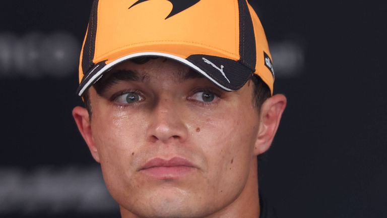 Lando Norris hat sich für sein Verhalten nach dem Baku-Crash entschuldigt. 