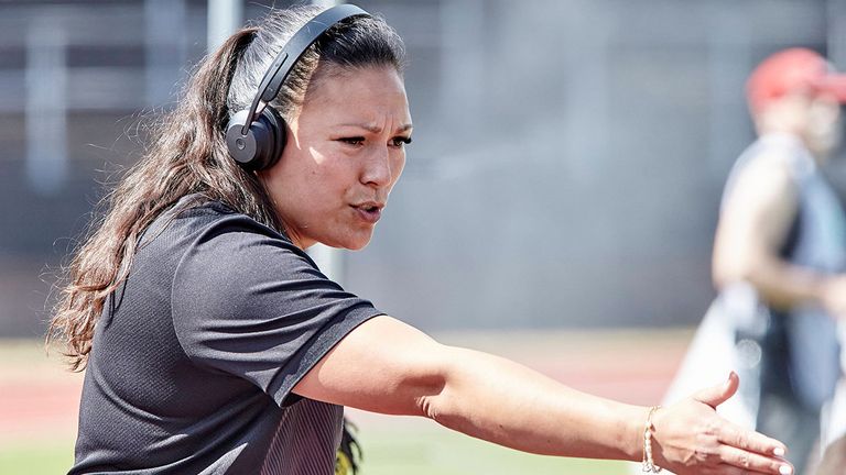 Nadine Nurasyid fungiert in der NFL als Assistenz-Trainerin bei den Indianapolis Colts.