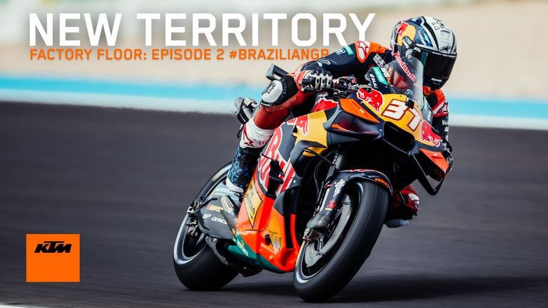 Der Vlog "Factory Floor" begleitet das Red Bull KTM Factory Racing Team und seine Fahrer Pedro Acosta & Brad Binder durch jedes Rennwochenende der Saison 2026 - Episode 2: GP Brasilien.