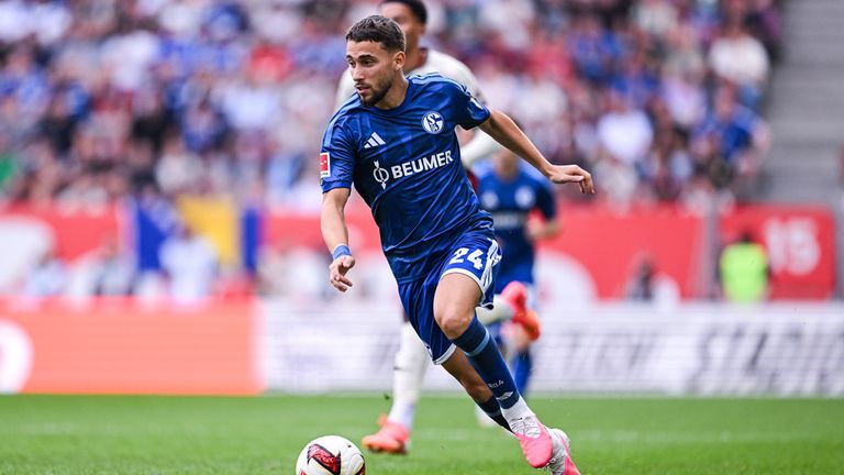 Adil Aouchiche bleibt beim FC Schalke 04.