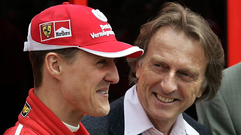 Michael Schumacher mit dem damaligen Ferrari-Präsident Luca Cordero di Montezemolo (r.) 2005 in Imola.