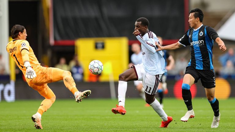 Yann Sommer patzt! Aston Villa gewinnt in Brügge.