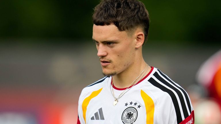 Florian Wirtz ist beim DFB-Abschlusstraining vor der Spiel gegen Griechenland dabei. 