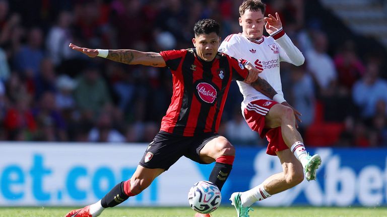 Florian Wirtz feiert mit seinen Reds in Bournemouth den zweiten Saisonsieg. 